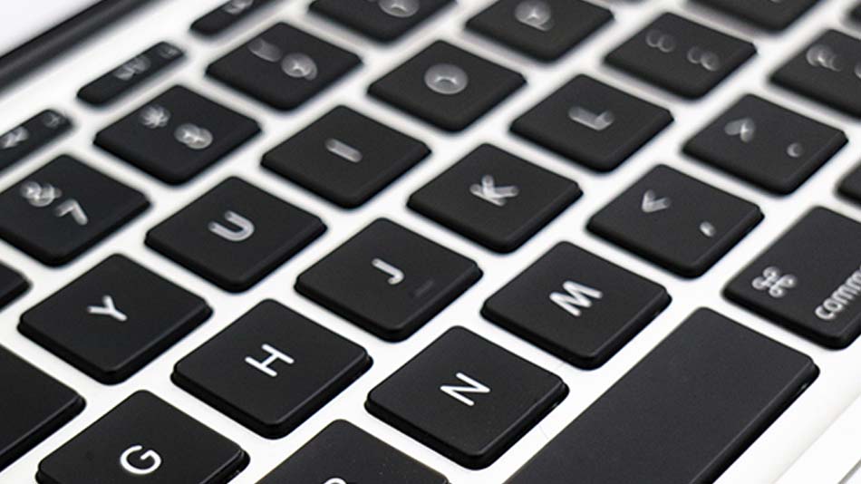 Cambiar el teclado de tu MacBook Pro o MacBook Air con iFixRapid - iFixRapid